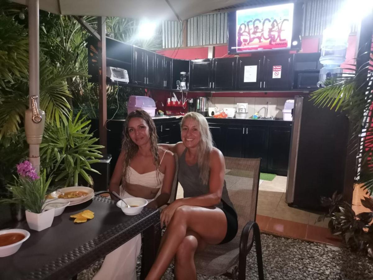 Roca Mar Rocawelch Puerto Viejo Aparthotel Puerto Viejo de Talamanca Bagian luar foto